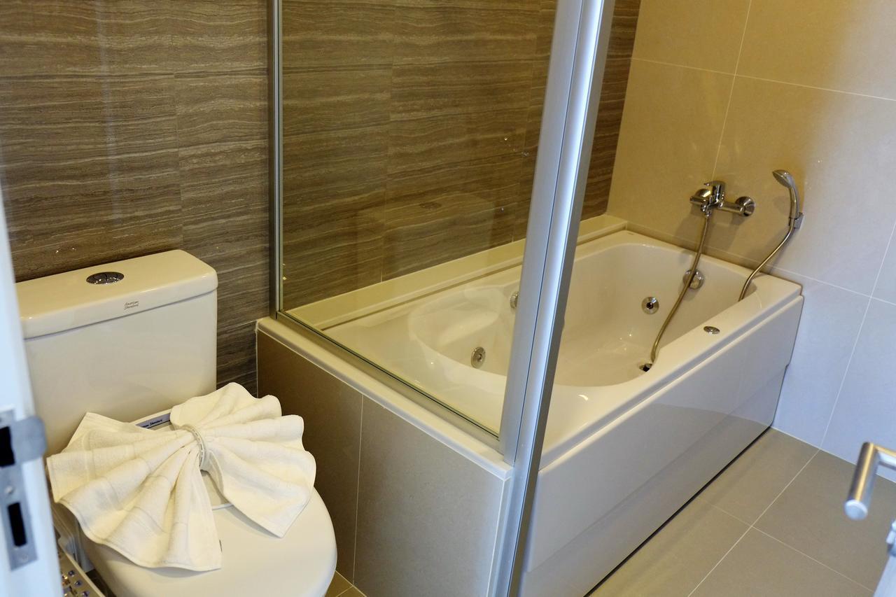 Knightsbridge The Ocean Sriracha By Crown Residence Si Racha Exterior photo