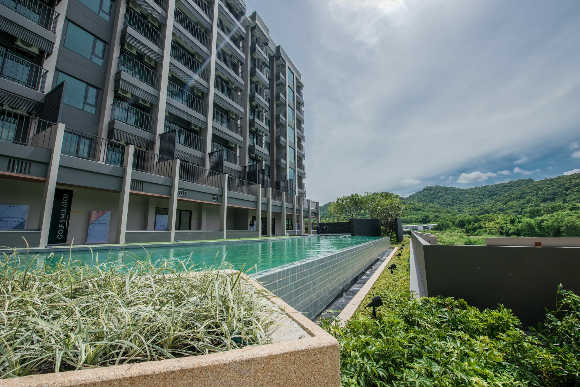 Knightsbridge The Ocean Sriracha By Crown Residence Si Racha Exterior photo