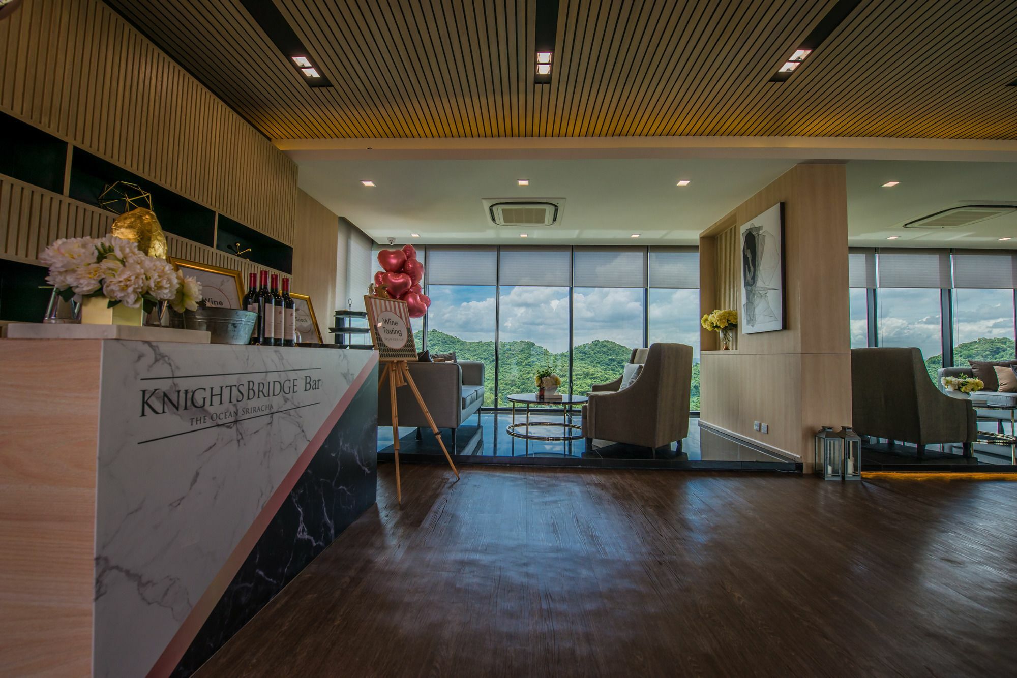 Knightsbridge The Ocean Sriracha By Crown Residence Si Racha Exterior photo